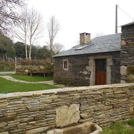 O Xistral Hostel *